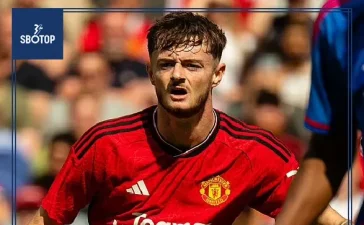 SBOTOP: Former Sunderland Striker Joe Hugill Departs Manchester United on Loan Ahead of 2024/25 Season