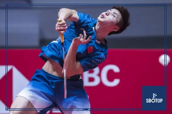 SBOTOP: Shi Yuqi Rallies Past Loh Kean Yew to Set Up All-Chinese Semifinal Showdown with Li Shifeng at All England Open