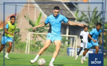 SBOTOP-Joao Ferrari, A Bright Spark in PSIS Semarang’s Tough Season