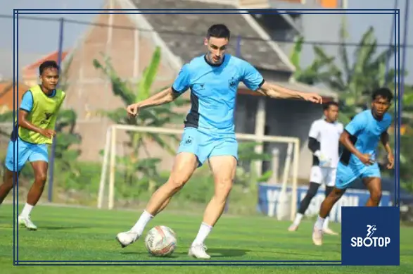 SBOTOP-Joao Ferrari, A Bright Spark in PSIS Semarang’s Tough Season