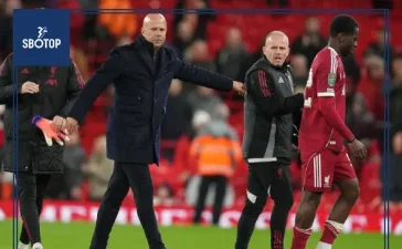 SBOTOP Arne Slot Explains Liverpool’s Loss_ Short Squad, No Regrets