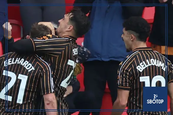 SBOTOP: Gelhardt’s Late Winner Seals Comeback as Hull Defeat Stoke 2-1