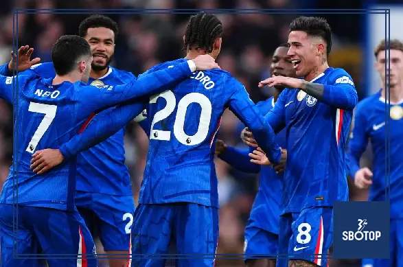 SBOTOP Chelsea Edge Past Brentford 2-0: Liam Rosenior Secures First Premier League Victory as Bees Falter