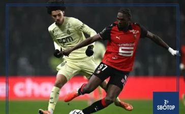 SBOTOP : Arne Slot Praises Jeremy Jacquet as One of Liverpool’s Biggest Young Talents