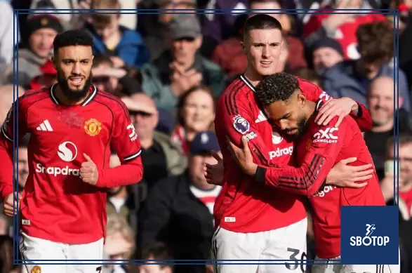 SBOTOP : Paul Scholes Reveals Ideal Candidate to Coach Manchester United If Carrick Misses Out