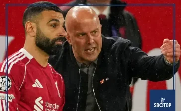 SBOTOP Gary Neville Reacts to Mohamed Salah’s Liverpool Comments: Star’s Frustration Understandable but Would Spark Fury if He Played for Man Utd