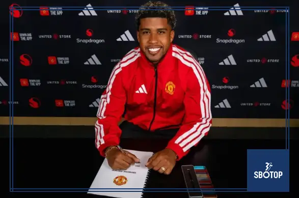 SBOTOP : Manchester United Clear the Way After Signing Santos and Tielemans