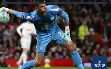 SBOTOP : Manchester United Close In on Surprise Free Goalkeeper Signing