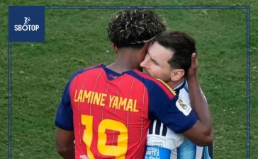 SBOTOP: Classy Gesture! Lamine Yamal Comforts Lionel Messi After 2026 World Cup Final