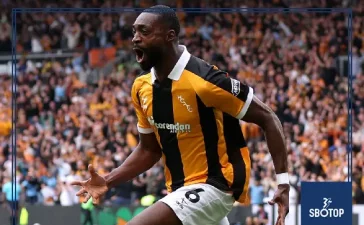 SBOTOP: Hull City Shock Manchester United 2-0 as Newly Promoted Tigers Stun Carrick’s Side in Premier League Opener