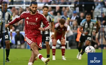 SBOTOP: Liverpool Rescue 2-2 Draw at Newcastle as Dominik Szoboszlai Converts Late Penalty to Deny Iraola’s Side Victory