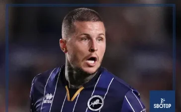 SBOTOP: Millwall Thrash Bolton Wanderers 4-0 as Lyndon Dykes Strikes Twice in Ten-Man Thriller