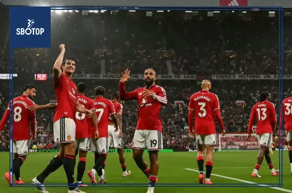 SBOTOP : 3 Free Agent Strikers Who Could Solve Man Utd’s Goalscoring Problem