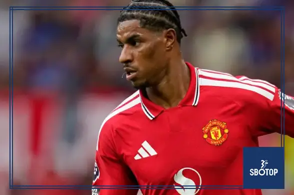 SBOTOP : Marcus Rashford Reunites With Former Man Utd Partner as Carrick Praises Duo