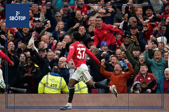 SBOTOP: Kobbie Mainoo Shines in Champions League Debut, Earns High Praise from Michael Carrick