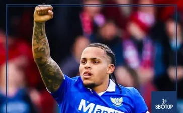 SBOTOP: Fowler Holds His Nerve as Resolute St Johnstone Rise to Fifth at Pittodrie