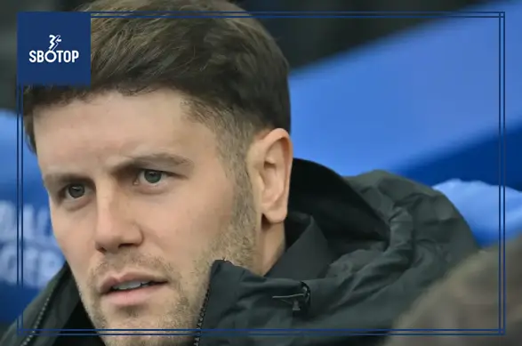SBOTOP : Fabian Hurzeler Reportedly Unwilling to Join Manchester United if Michael Carrick Is Sacked